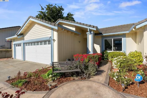 $699,000 | 2209 Ascot Parkway, Vallejo, CA 94591