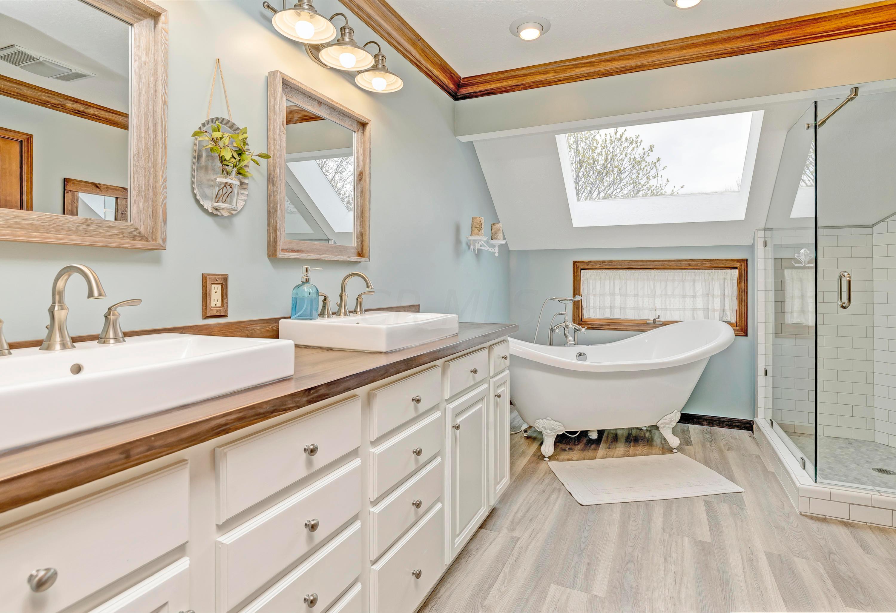2430 Ferguson Road Ontario, OH 44906 - Photo 16 of 38