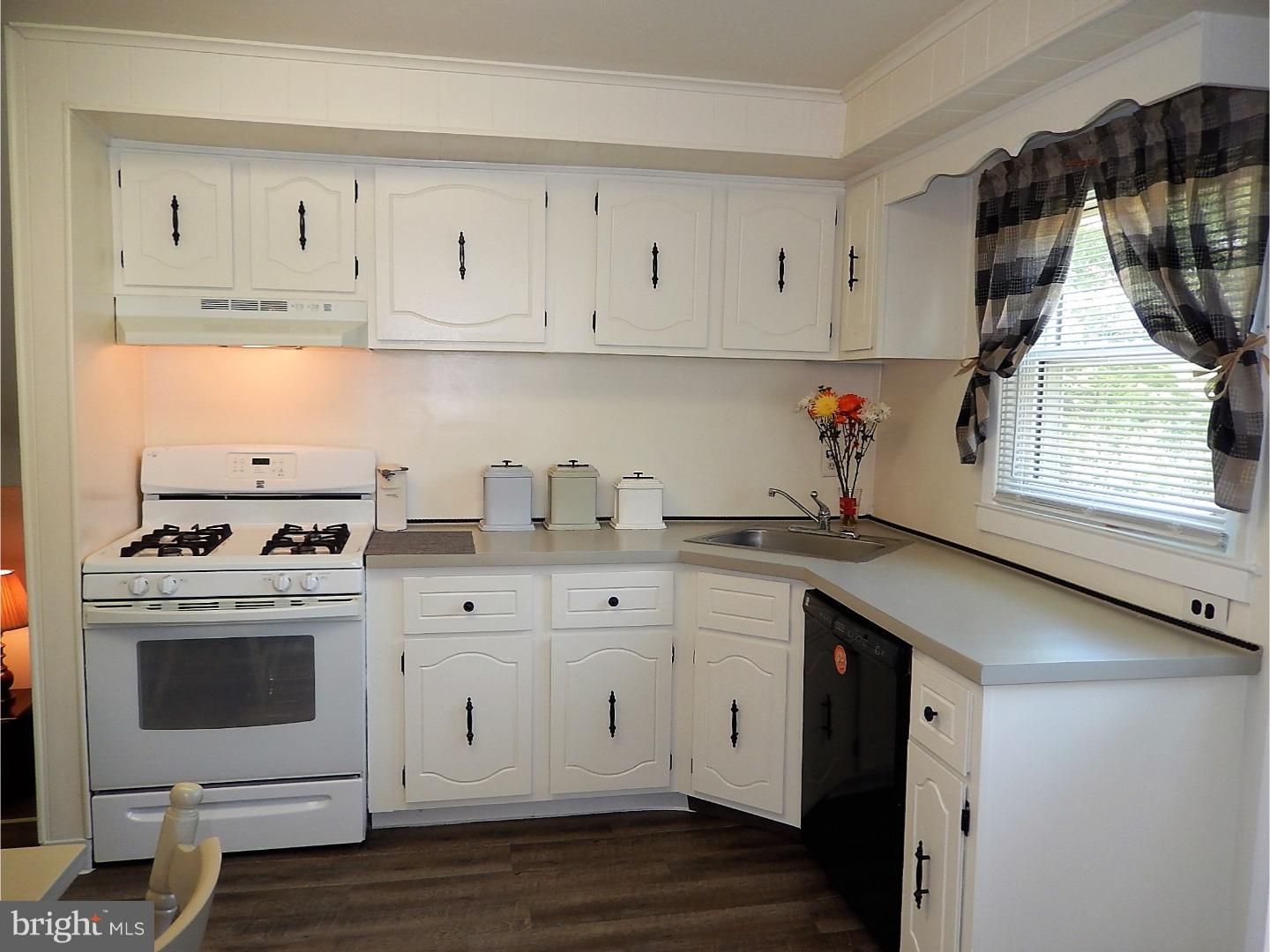 4809 Cooper Road Brookhaven, PA 19015 - Photo 11 of 22 Gallery Image 11