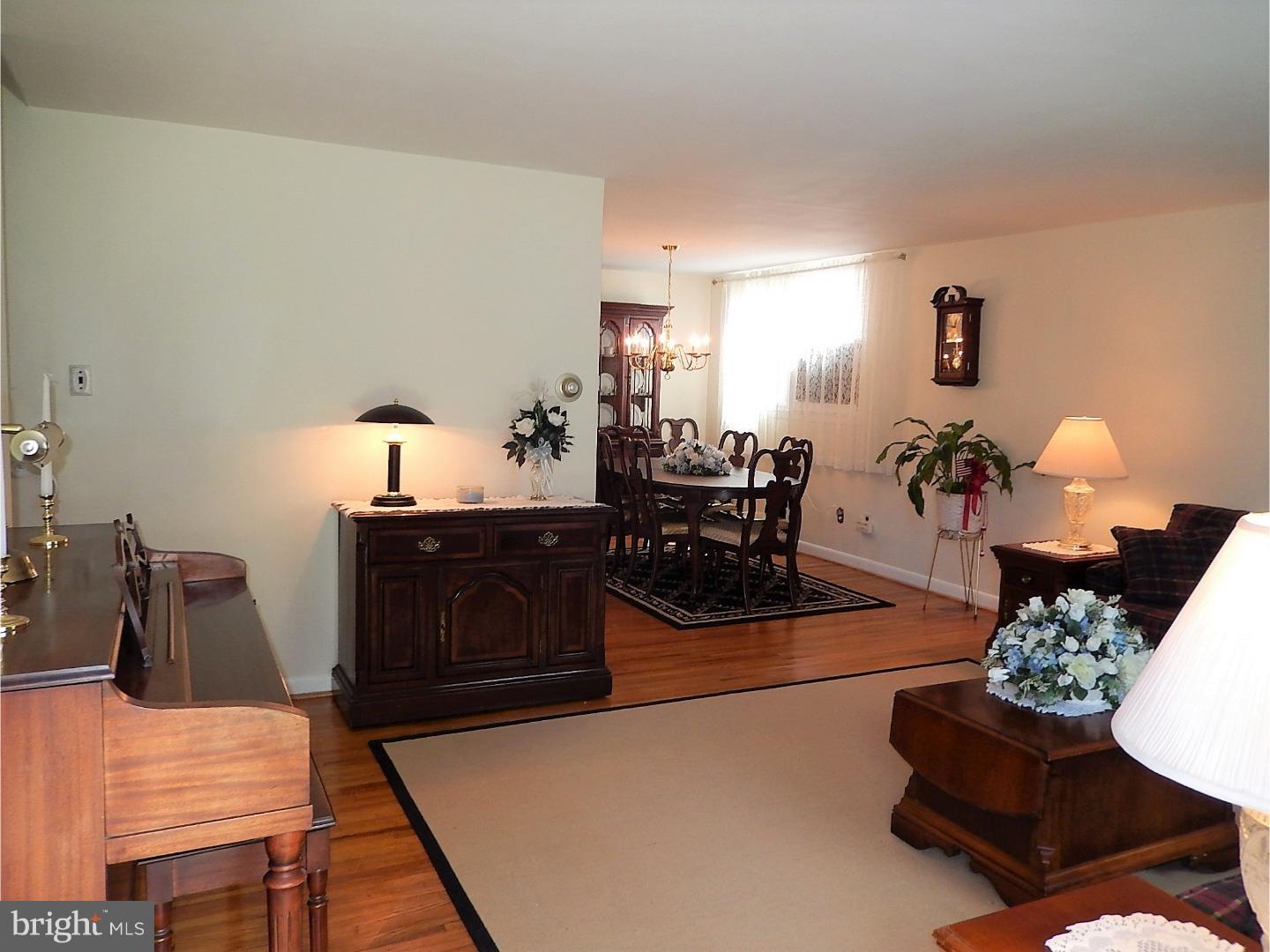 4809 Cooper Road Brookhaven, PA 19015 - Photo 4 of 22 Gallery Image 4