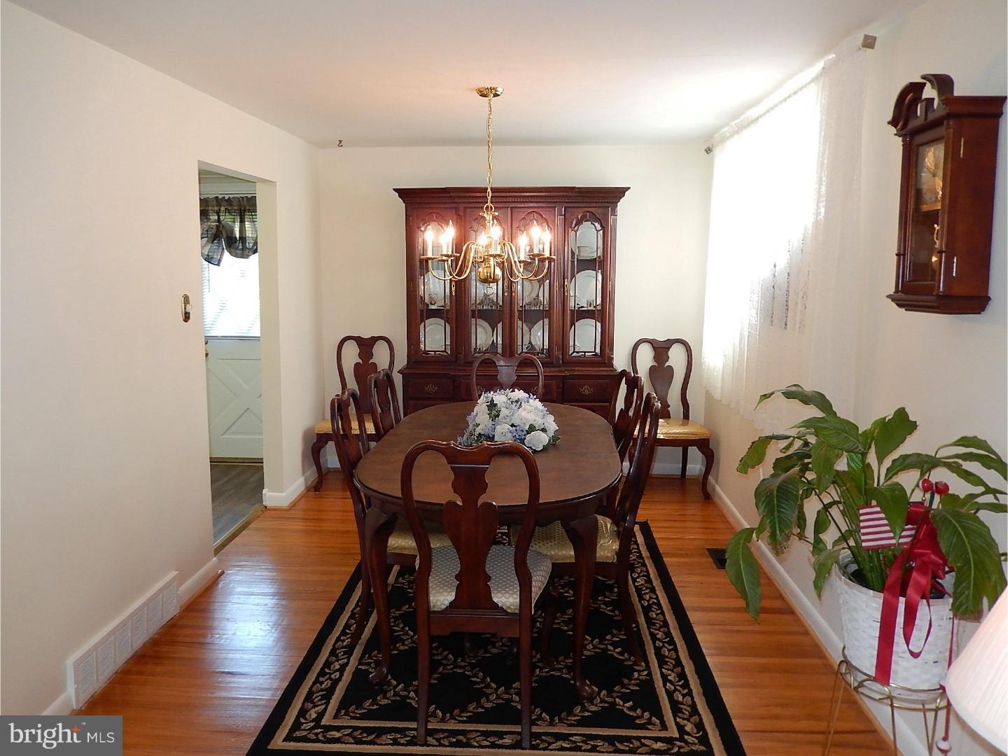 4809 Cooper Road Brookhaven, PA 19015 - Photo 8 of 22 Gallery Image 8