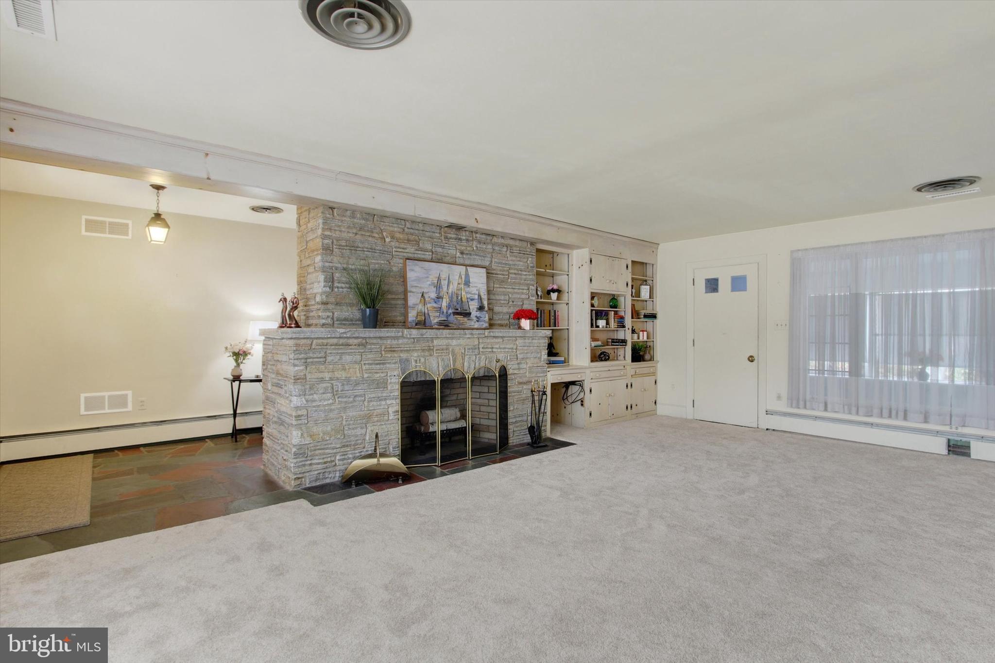 26 Lee Street Hanover, PA 17331 - Photo 4 of 27 Gallery Image 4