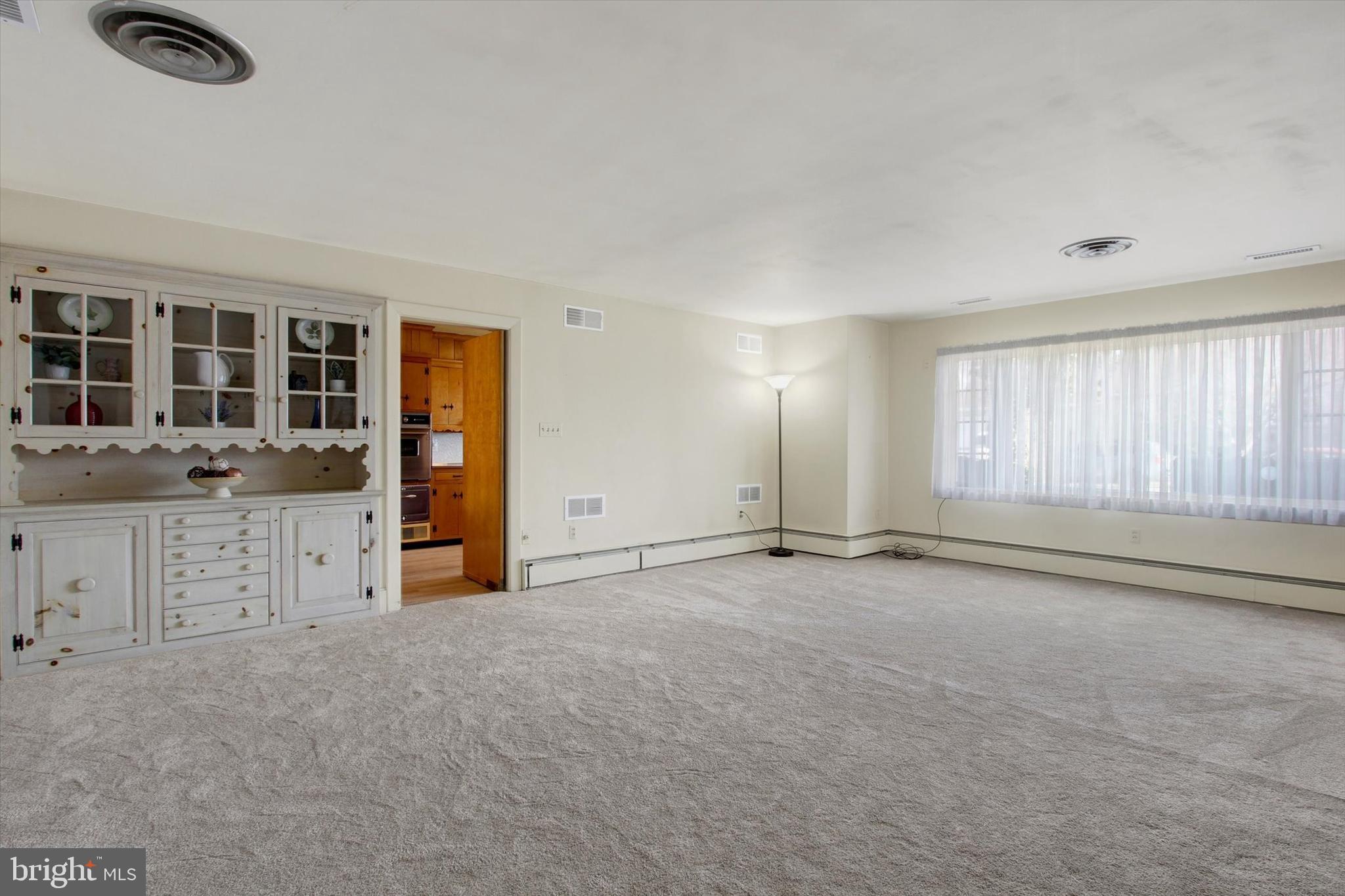 26 Lee Street Hanover, PA 17331 - Photo 7 of 27 Gallery Image 7