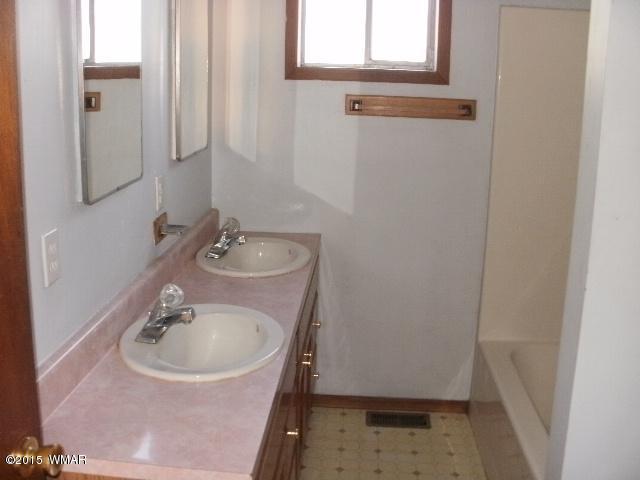 121 North Harmony Springerville, AZ 85938 - Photo 23 of 31