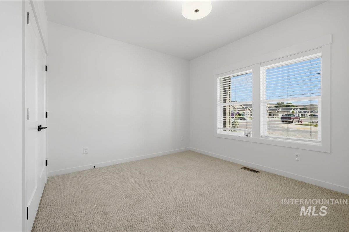 1756 Haystack Road Emmett, ID 83617 - Photo 5 of 33