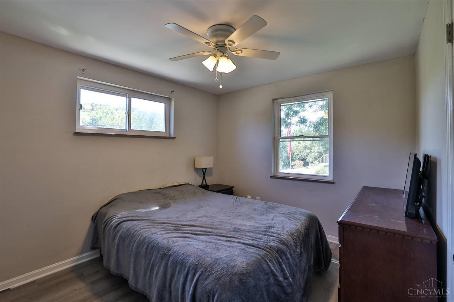 6846 Taylor Road Cincinnati, OH 45248 - Photo 13 of 21