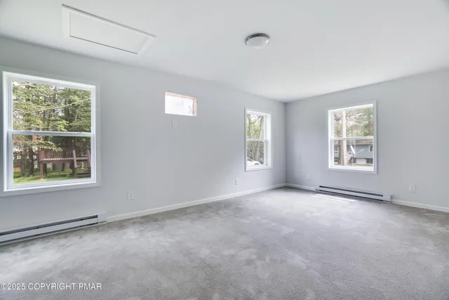 $2,250 | 8475 Bumble Bee Way, Tobyhanna, PA 18466