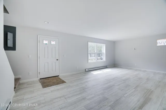 $2,250 | 8475 Bumble Bee Way, Tobyhanna, PA 18466