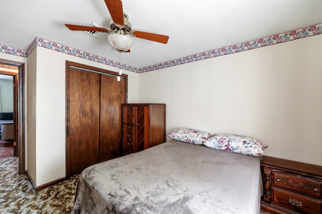 297 Montgomery Road Westfield, MA 01085 - Photo 24 of 41