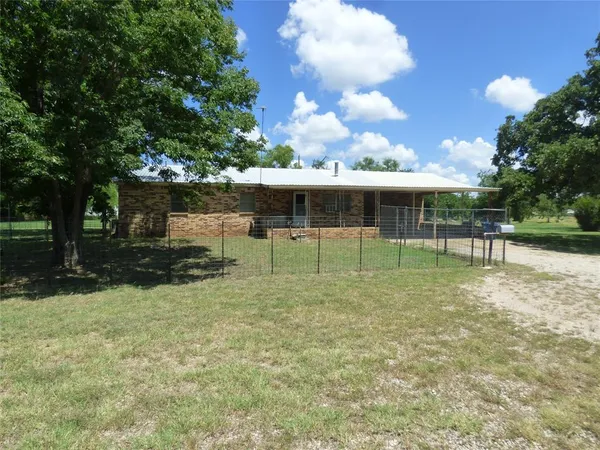 $100,000 | 309 East 10th Street, Cisco, TX 76437