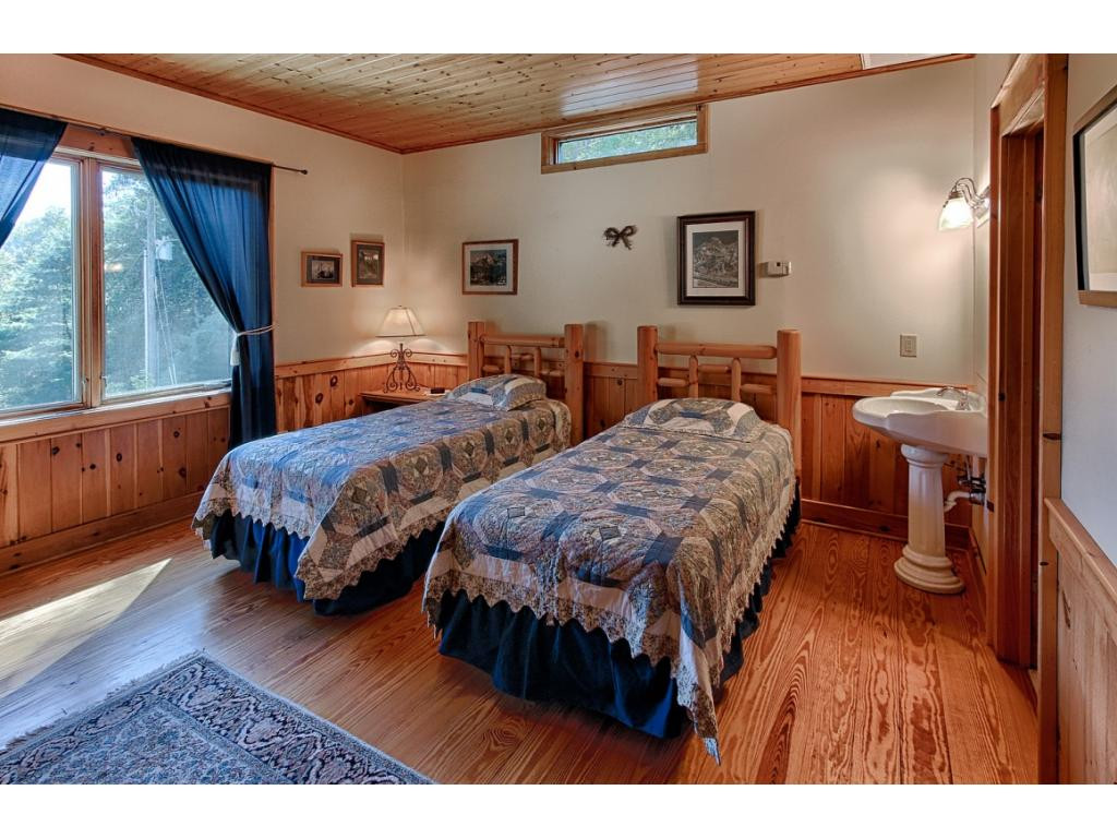 197 Elk Ridge Butler, TN 37640 - Photo 10 of 36 Photo 10