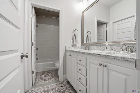 $587,500 | 2026 Glasgow Avenue, Baton Rouge, LA 70808