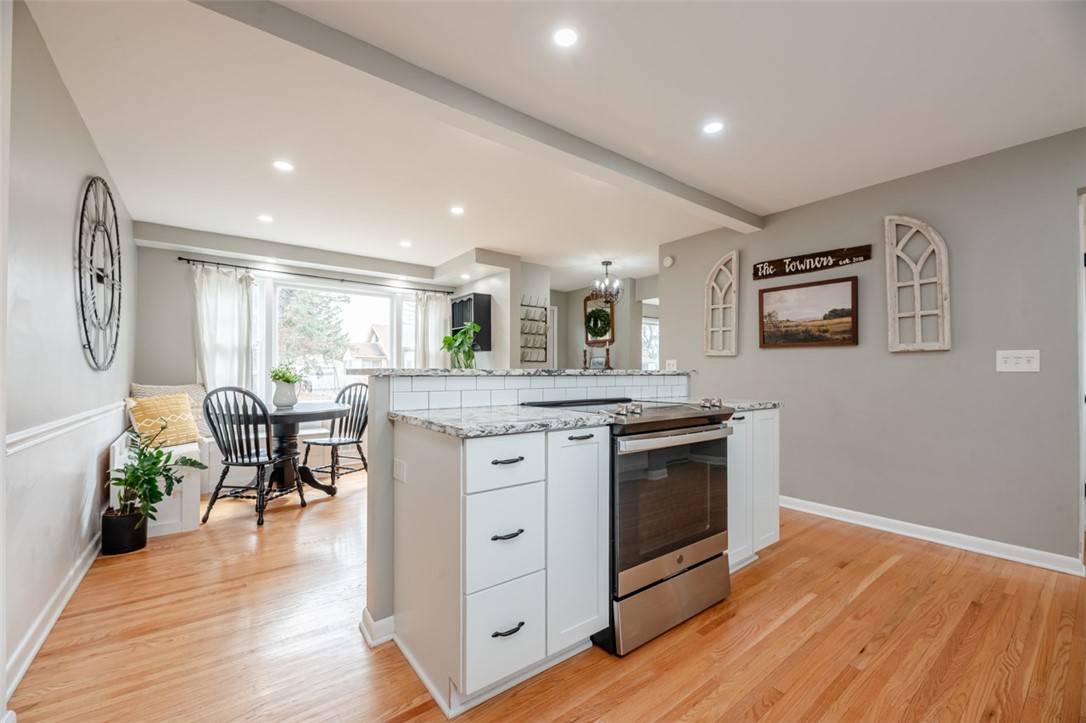 556 Wimbledon Road Irondequoit, NY 14617 - Photo 13 of 42