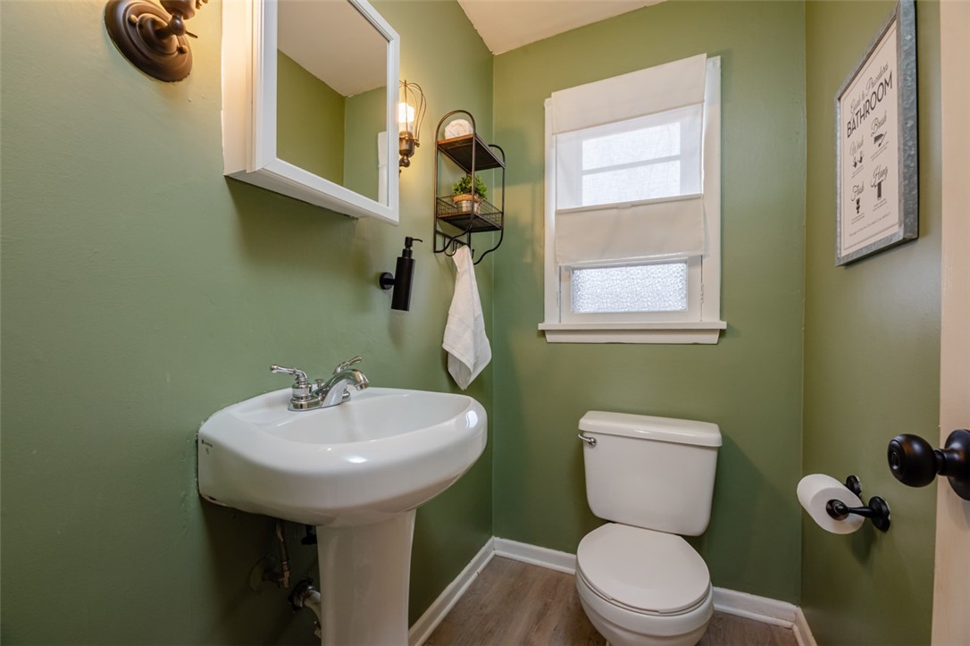 556 Wimbledon Road Irondequoit, NY 14617 - Photo 22 of 42