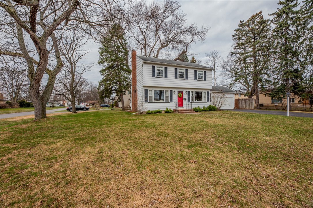 556 Wimbledon Road Irondequoit, NY 14617 - Photo 3 of 42