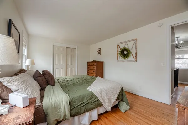 $249,900 | 556 Wimbledon Road, Irondequoit, NY 14617