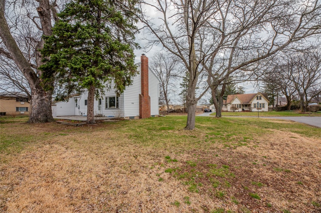 556 Wimbledon Road Irondequoit, NY 14617 - Photo 39 of 42