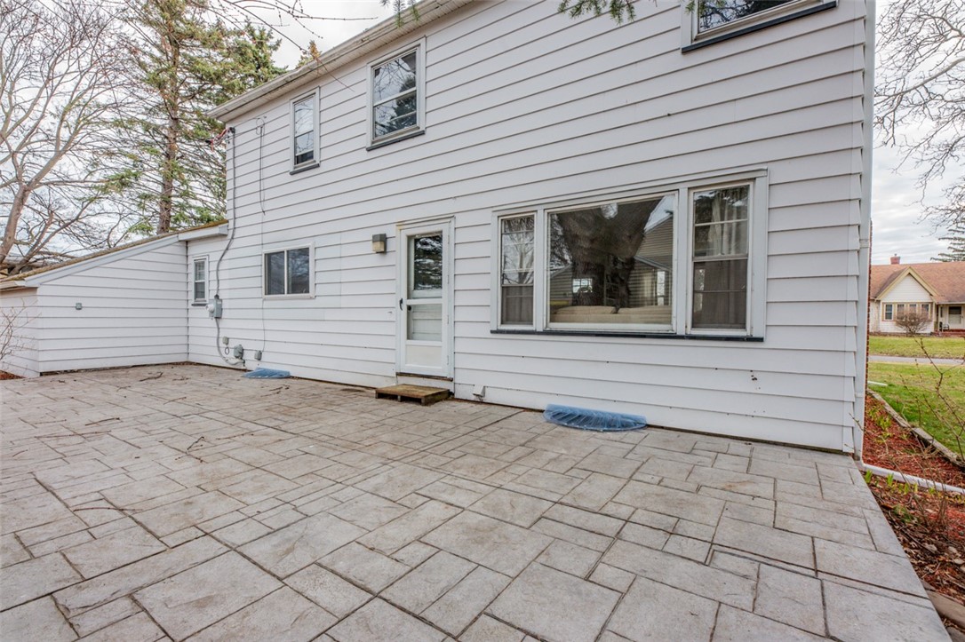 556 Wimbledon Road Irondequoit, NY 14617 - Photo 40 of 42