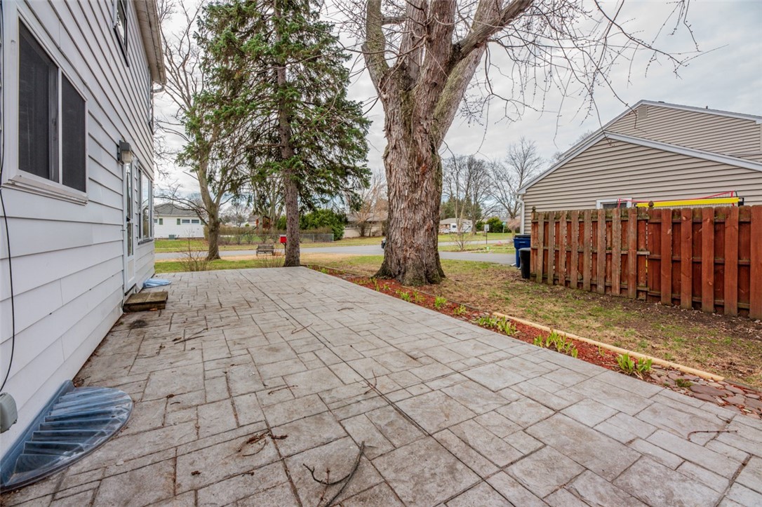 556 Wimbledon Road Irondequoit, NY 14617 - Photo 41 of 42