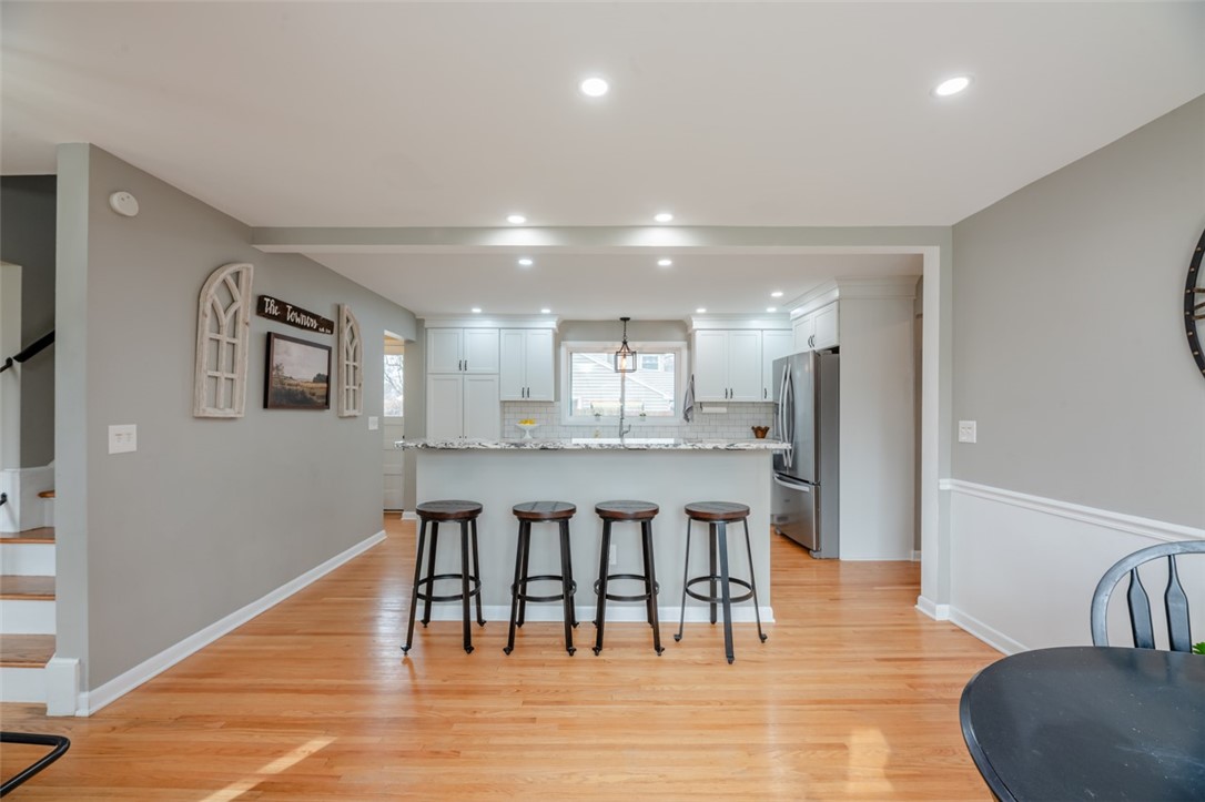 556 Wimbledon Road Irondequoit, NY 14617 - Photo 9 of 42