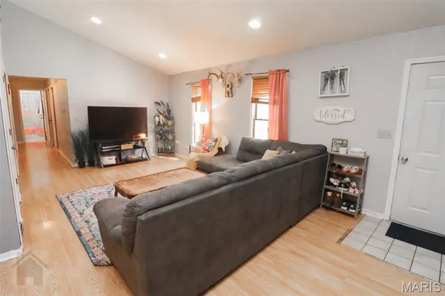 $249,900 | 105 Oakdale Circle, Cuba, MO 65453