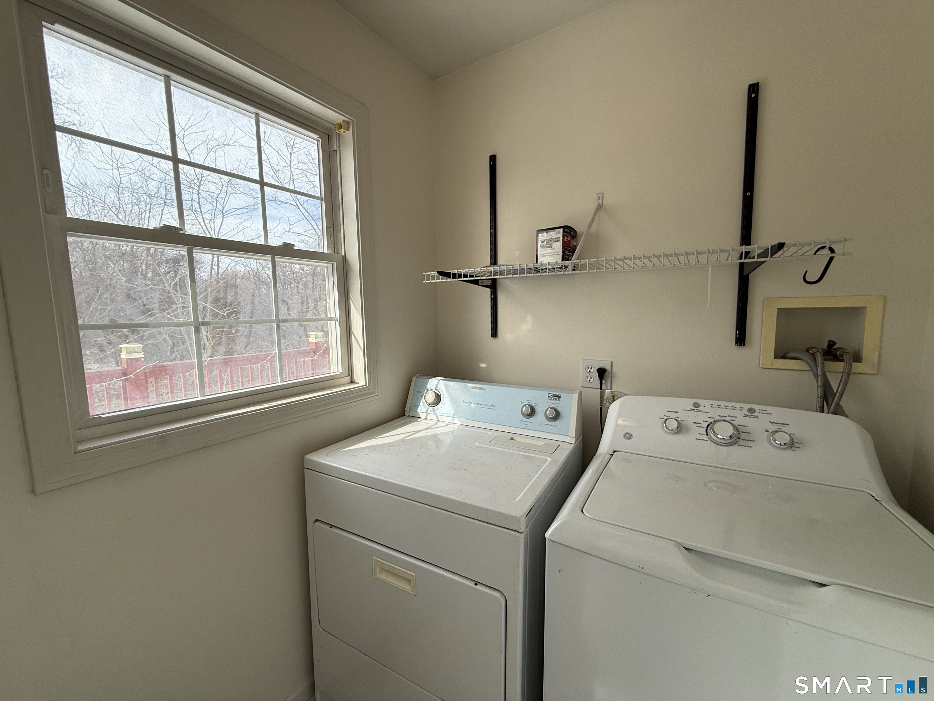 156 3rd Avenue West Haven, CT 06516 - Photo 9 of 17