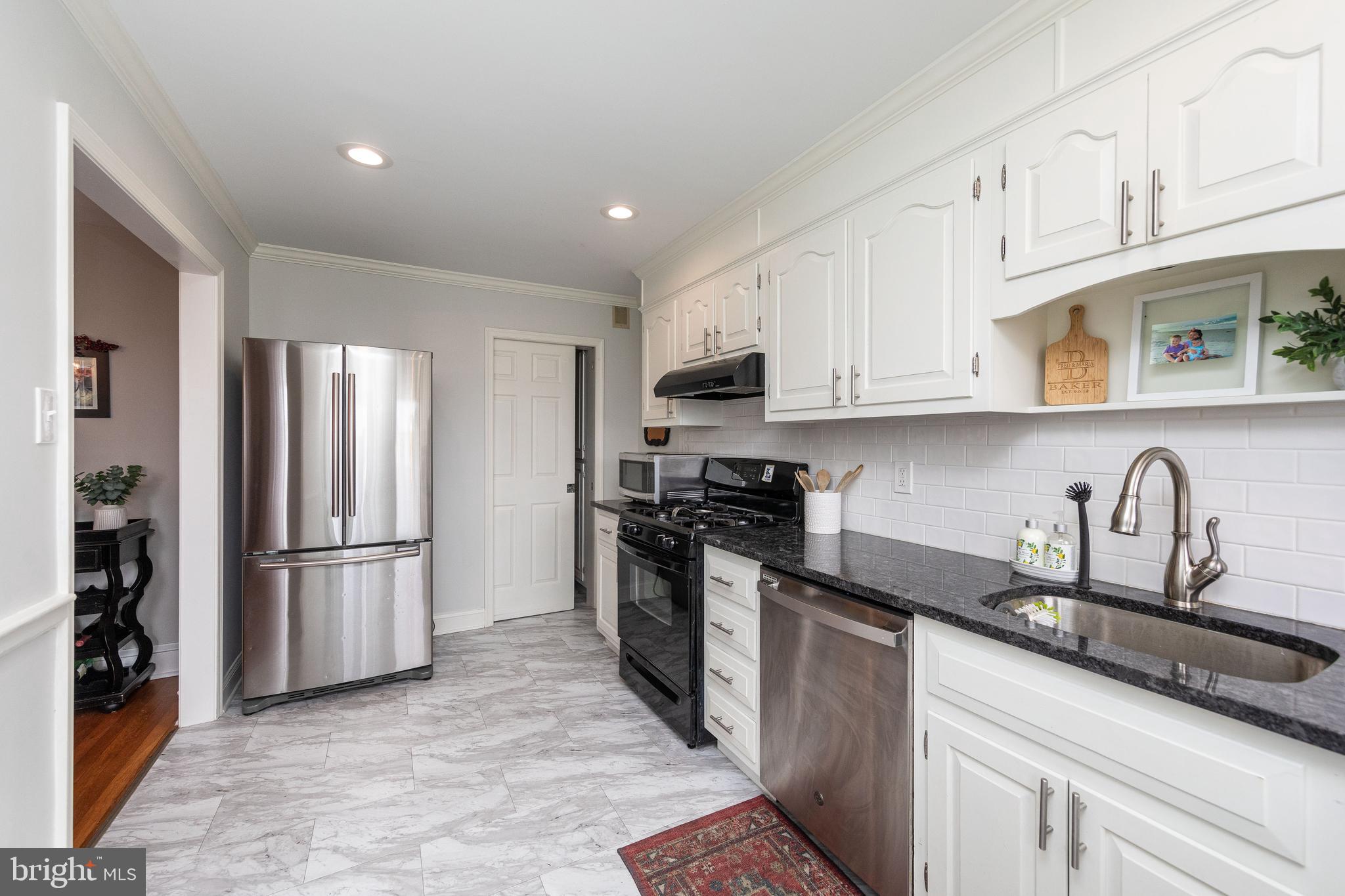 659 Rector Street Philadelphia, PA 19128 - Photo 6 of 20 Gallery Image 6