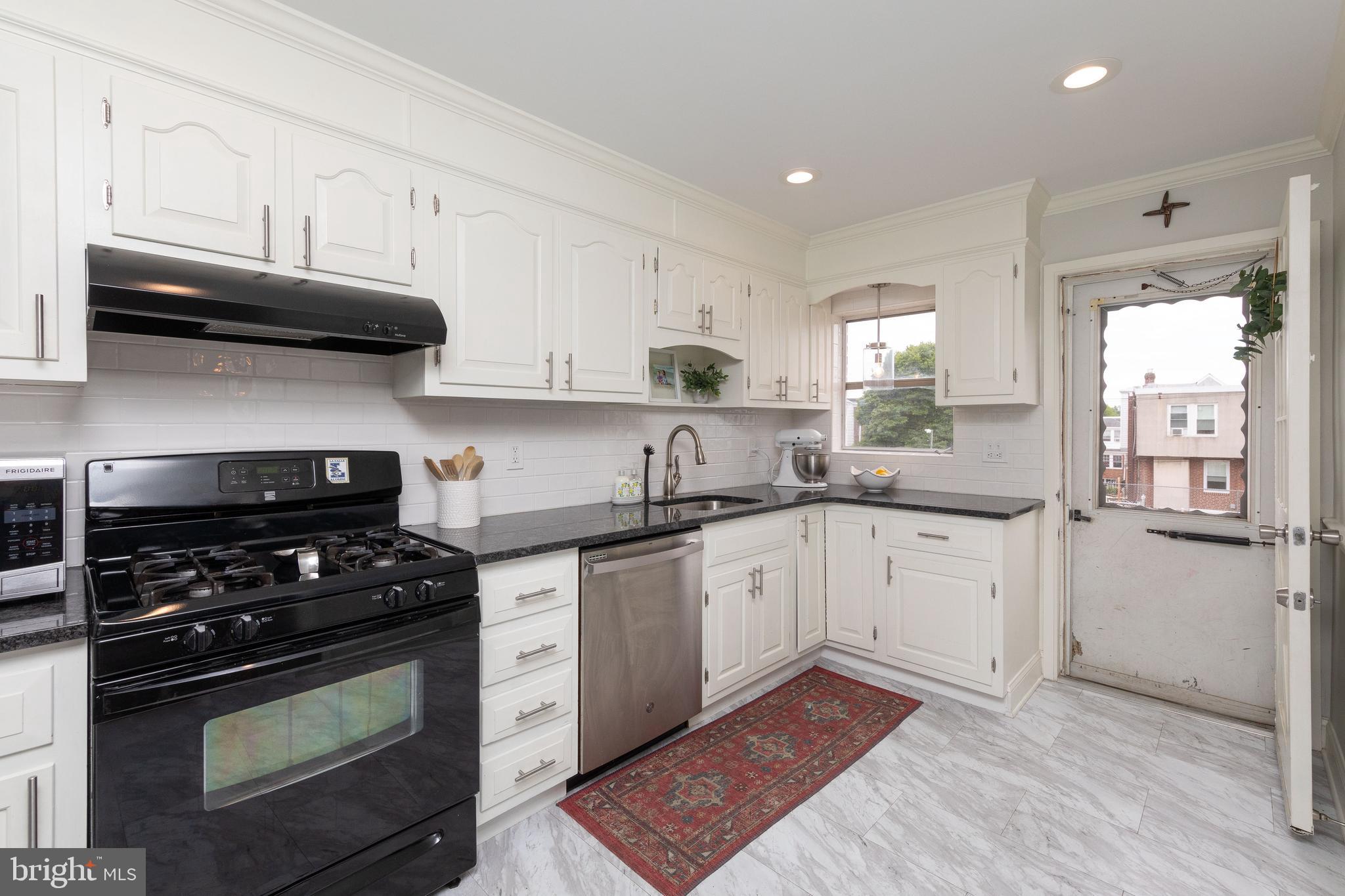 659 Rector Street Philadelphia, PA 19128 - Photo 7 of 20 Gallery Image 7