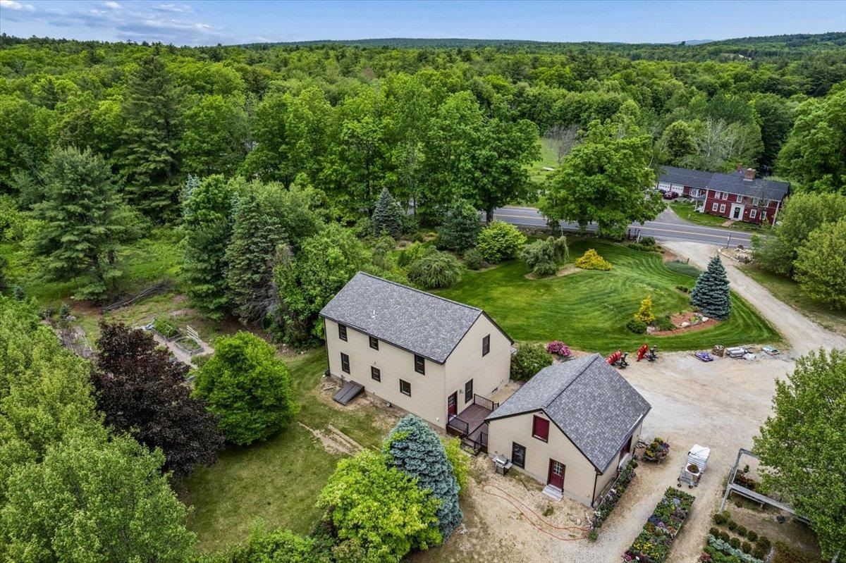 240 Sandown Road Chester, NH 03036 - Photo 5 of 41
