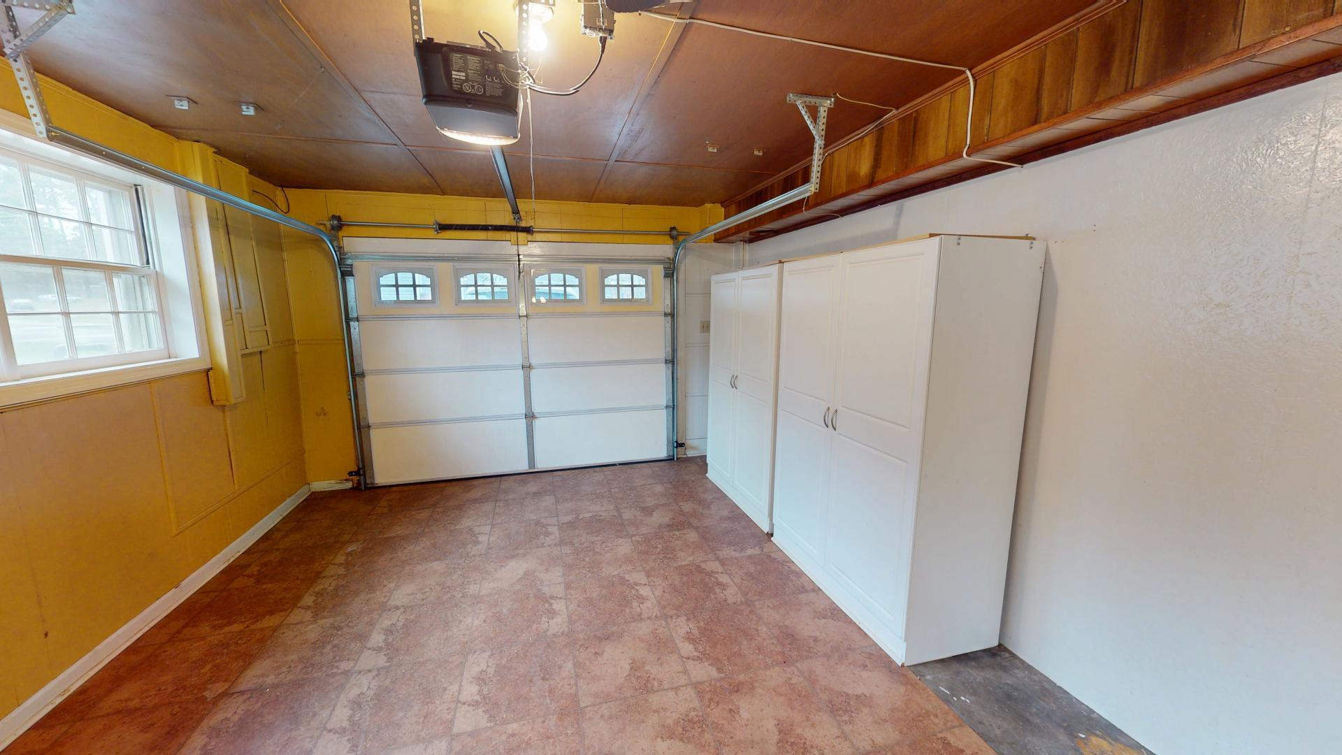 2106 Georgetown Road Northwest Cleveland, TN 37311 - Photo 29 of 33 Georgetown-Garage-1
