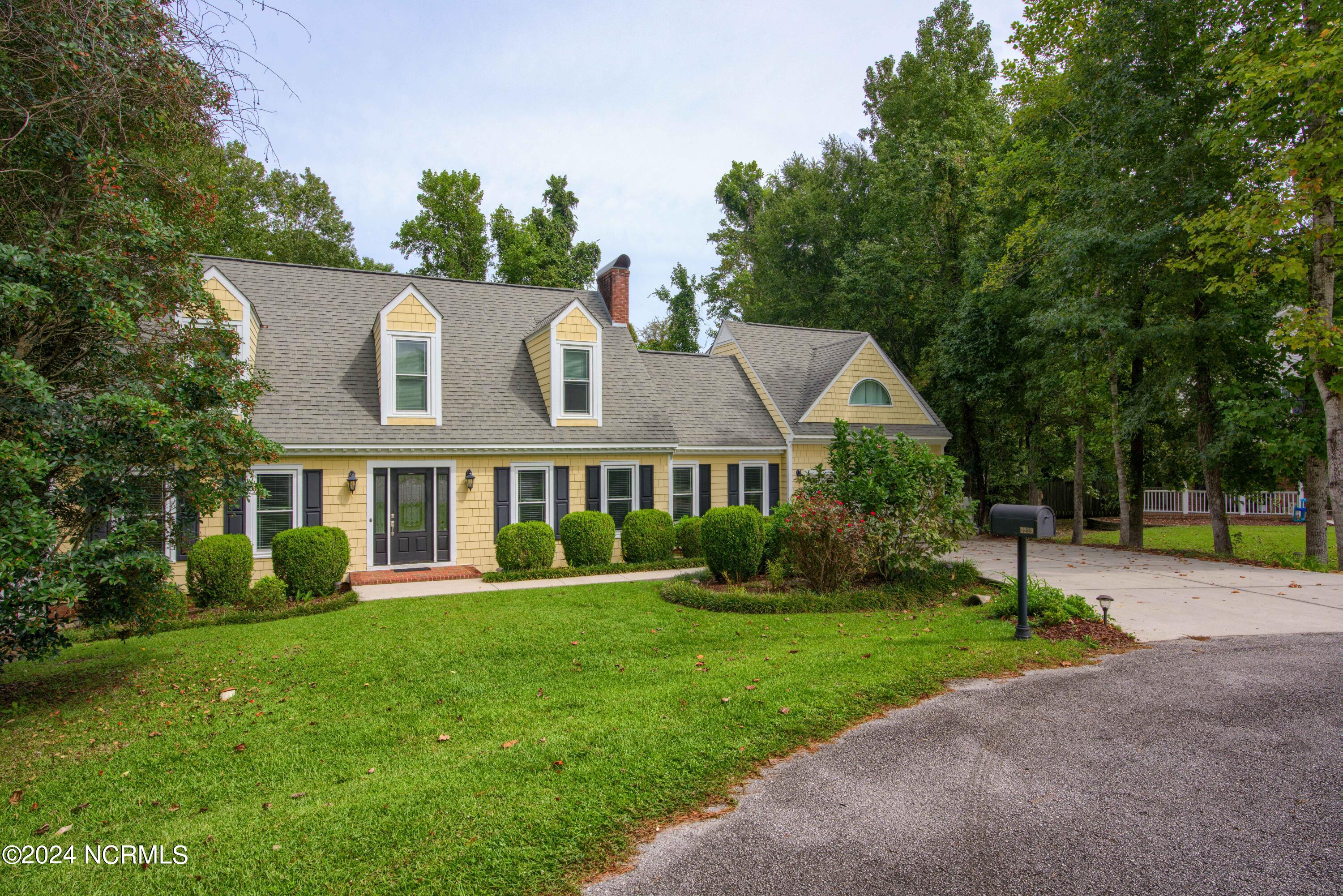 2229 Colony Plaza Jacksonville, NC 28546 - Photo 2 of 39 2229 Colony Plaza - Interiors - Edited-2