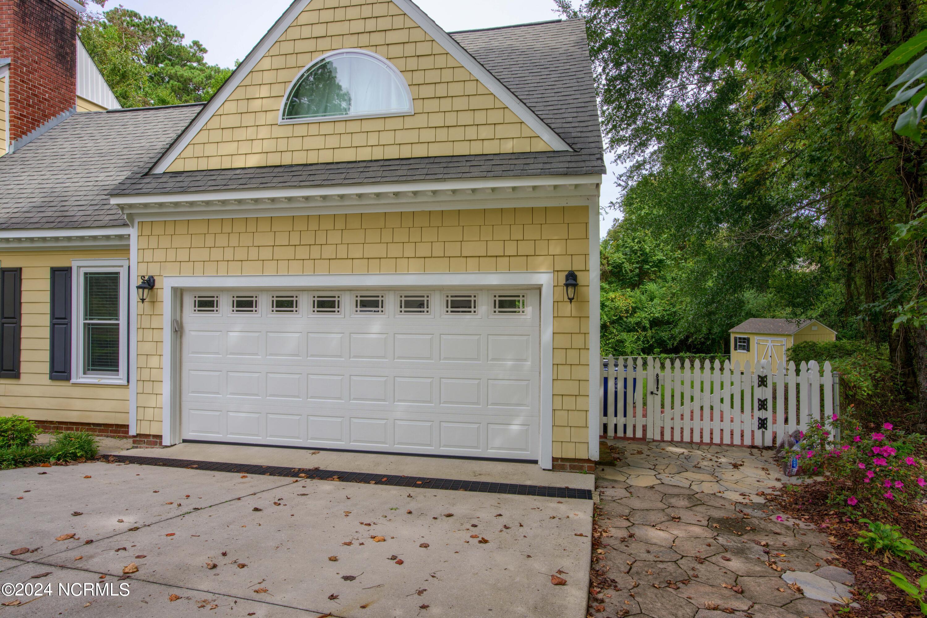 2229 Colony Plaza Jacksonville, NC 28546 - Photo 4 of 39 2229 Colony Plaza - Interiors - Edited_3