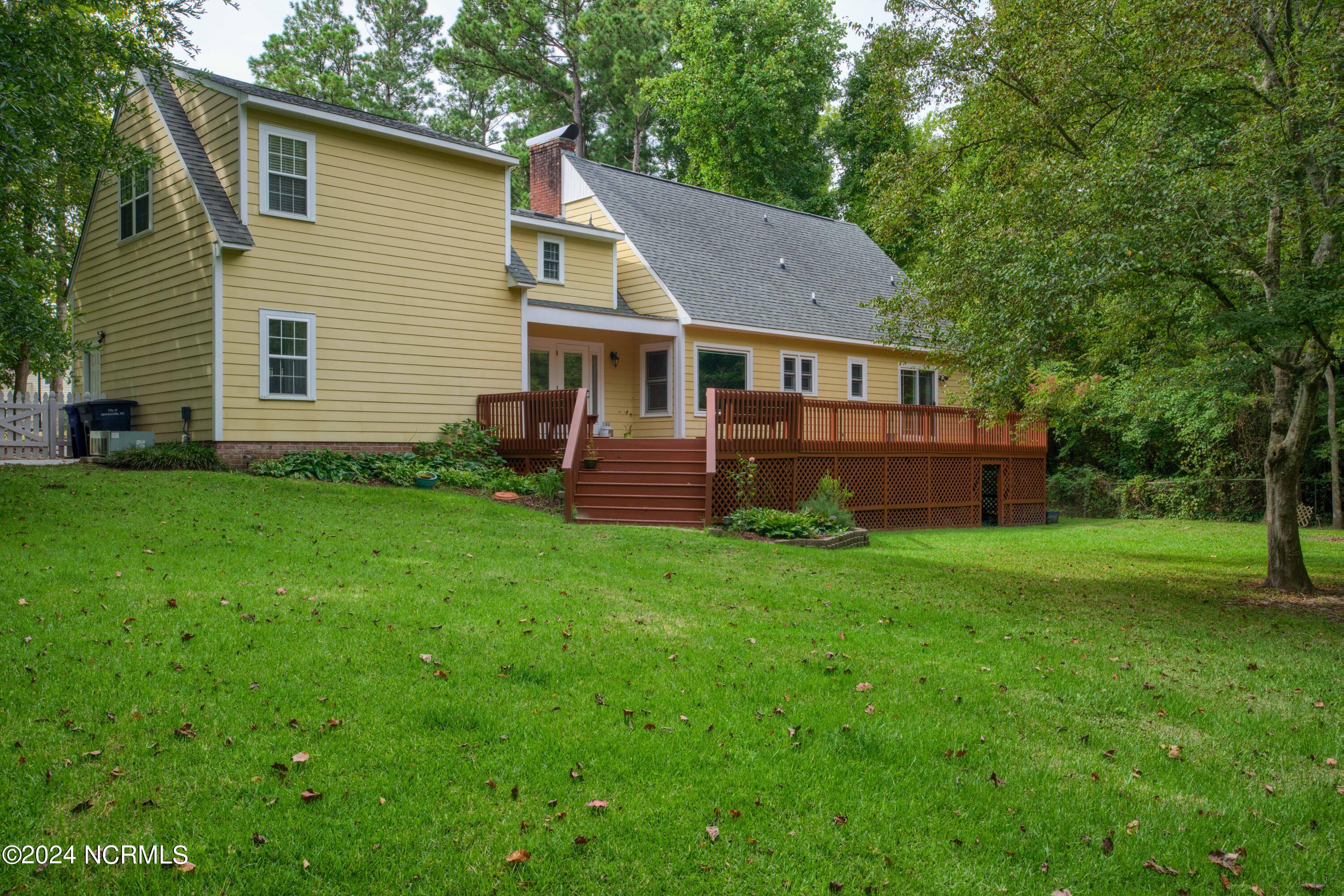 2229 Colony Plaza Jacksonville, NC 28546 - Photo 5 of 39 2229 Colony Plaza - Interiors - Edited_5