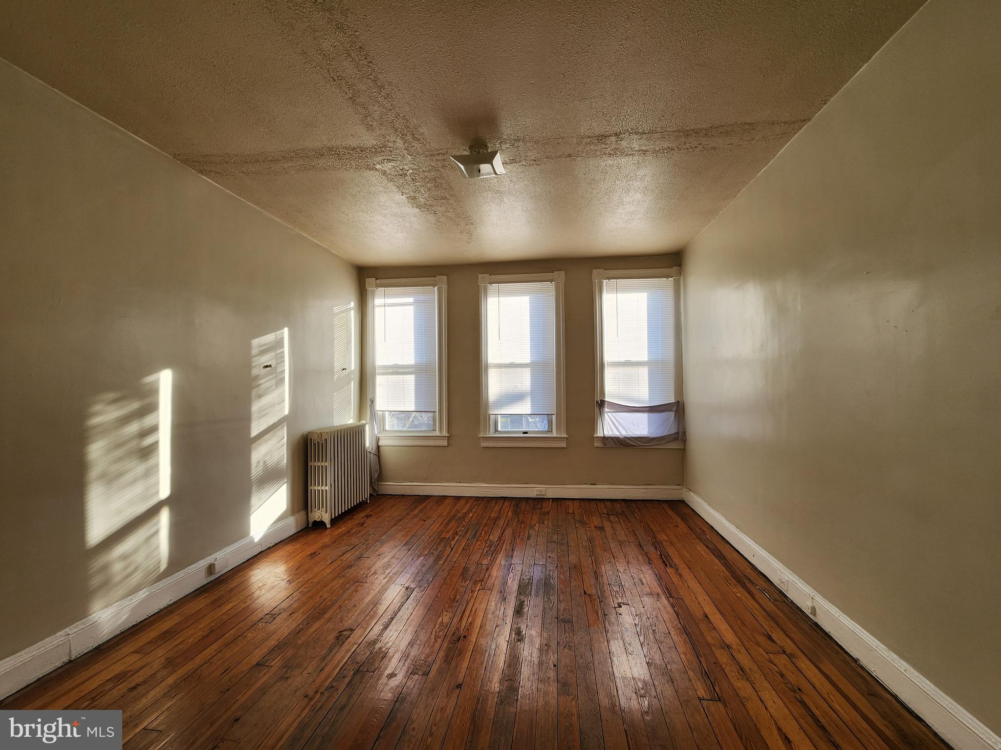 2742 Edmondson Avenue Baltimore, MD 21223 - Photo 21 of 22