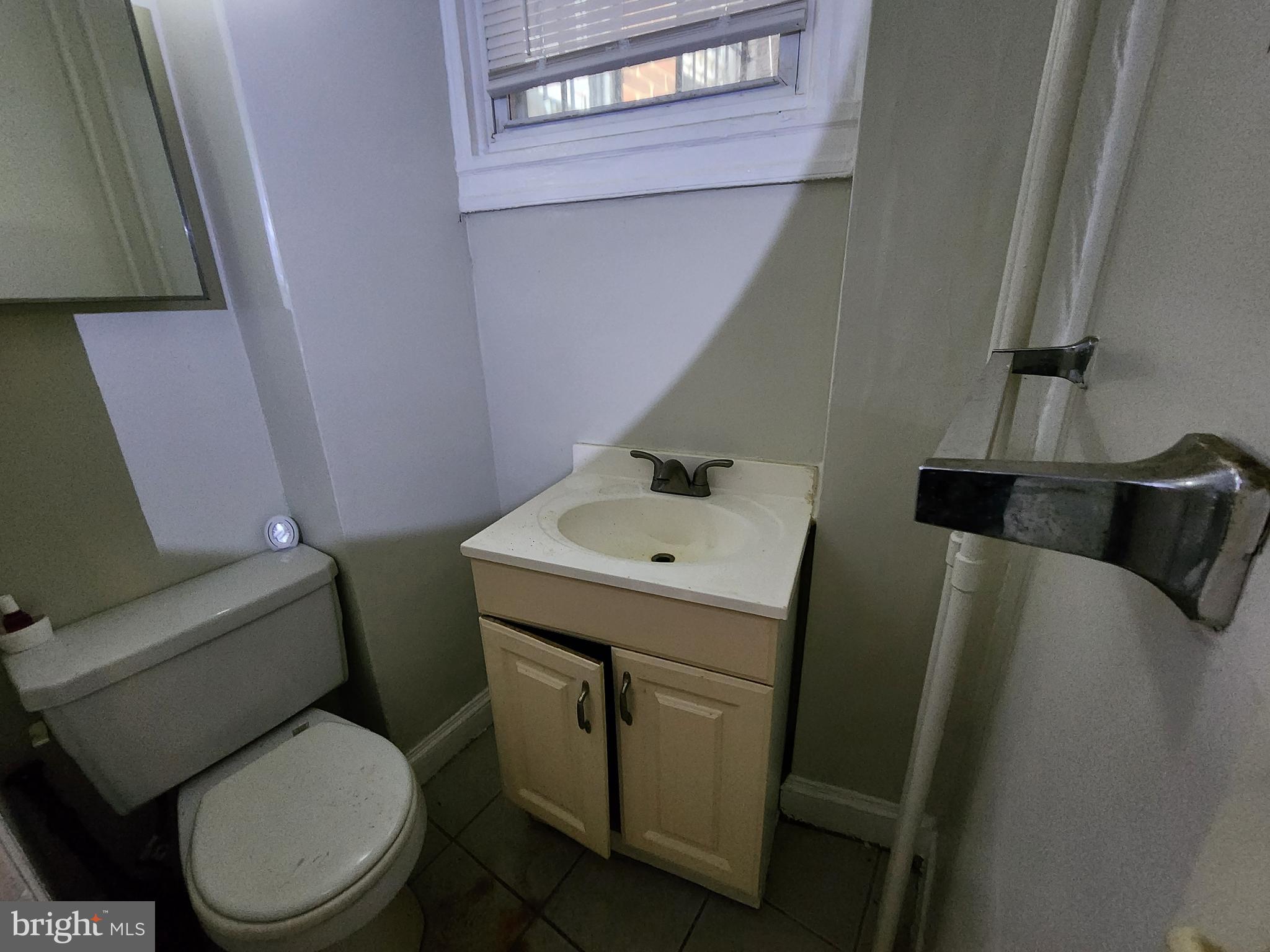 2742 Edmondson Avenue Baltimore, MD 21223 - Photo 9 of 22