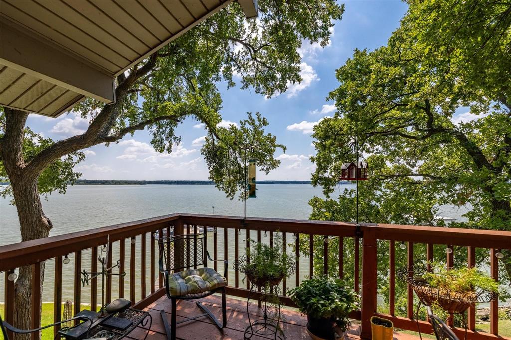 13360 Miller Road Azle, TX 76020 - Photo 15 of 23 a view of a balcony with furniture