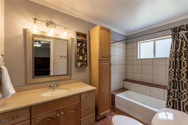 $1,375,000 | 13360 Miller Road, Azle, TX 76020