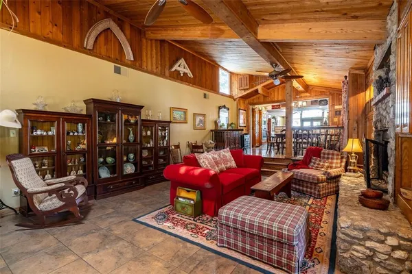 $1,375,000 | 13360 Miller Road, Azle, TX 76020