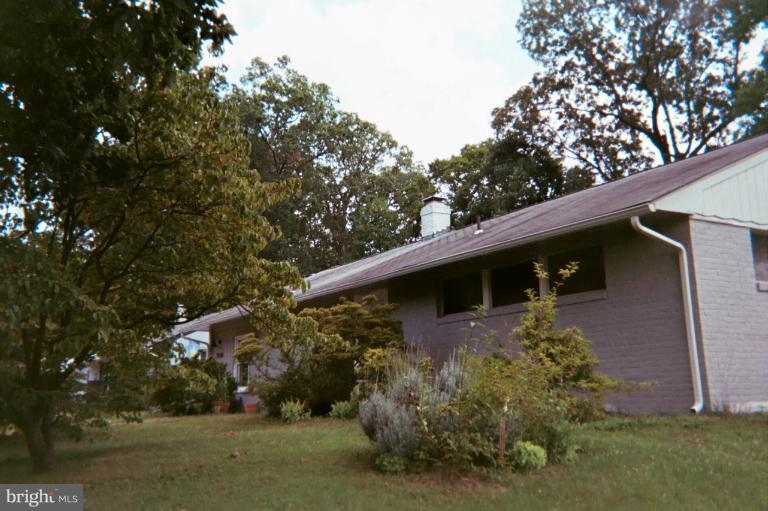 Exterior (Front)