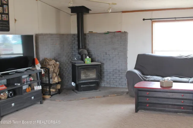 $299,000 | 1561 Piney Drive, Big Piney, WY 83113