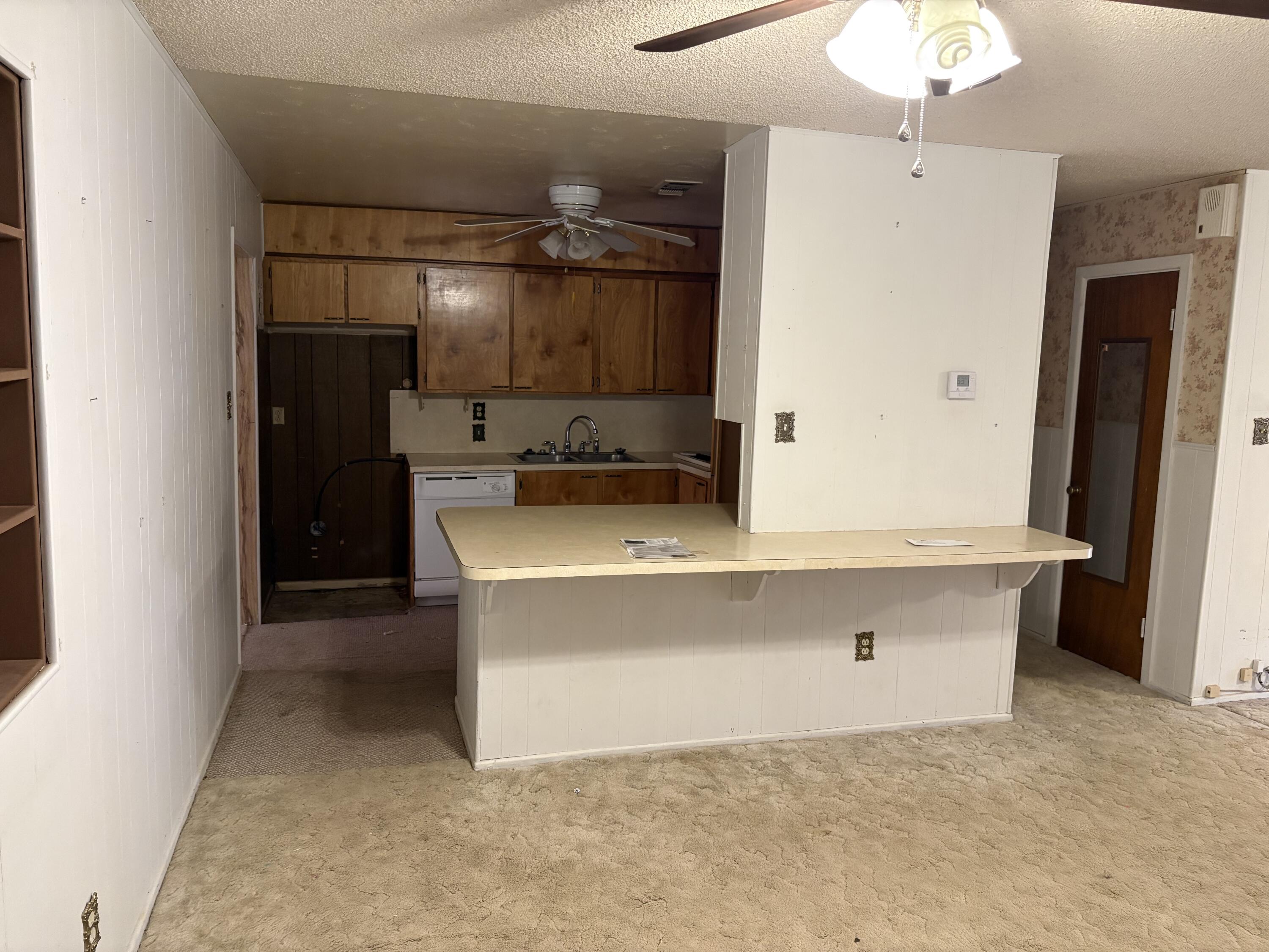 906 South Cedar Street Brownfield, TX 79316 - Photo 7 of 19 IMG_0368