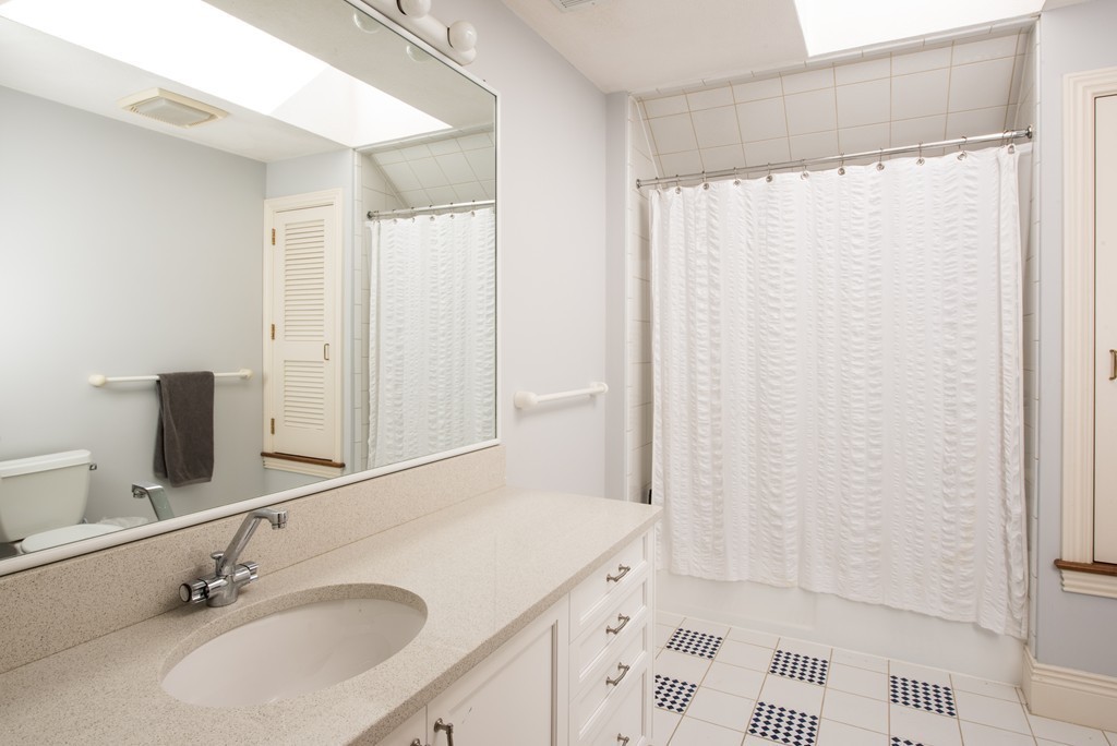 14 Lantern Road Framingham, MA 01702 - Photo 22 of 30