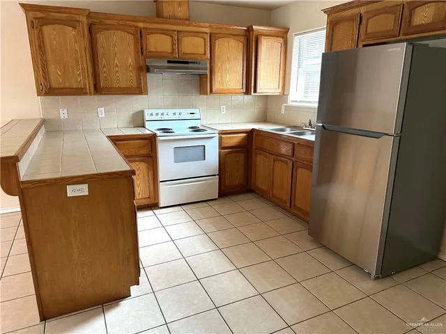 $850 | 1803 South Kumquat Street, Pharr, TX 78577