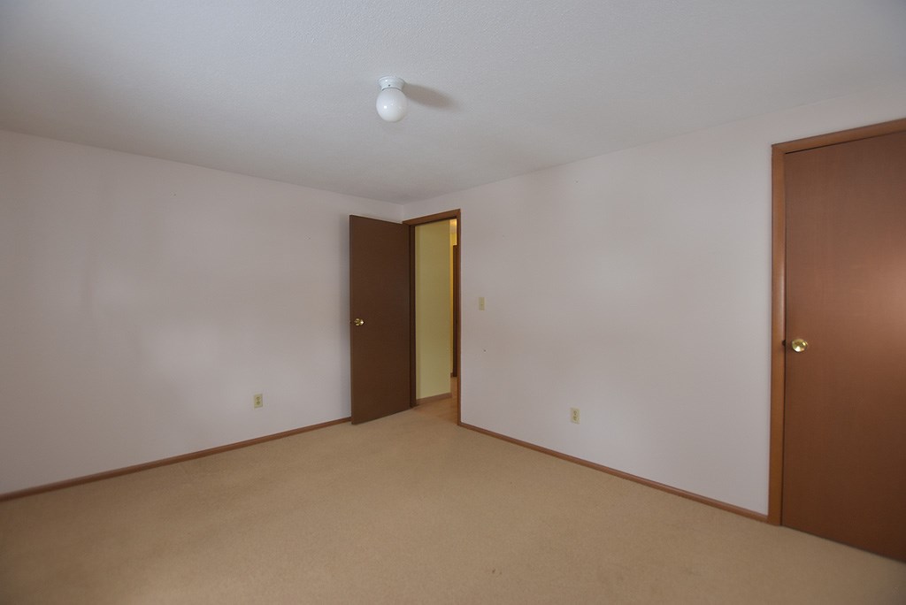 170 Andrews Street Woonsocket, RI 02895 - Photo 17 of 23