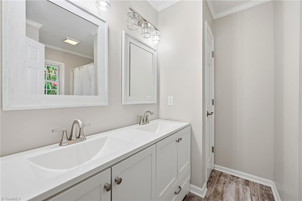 314 Canterbury Road High Point, NC 27262 - Photo 25 of 37