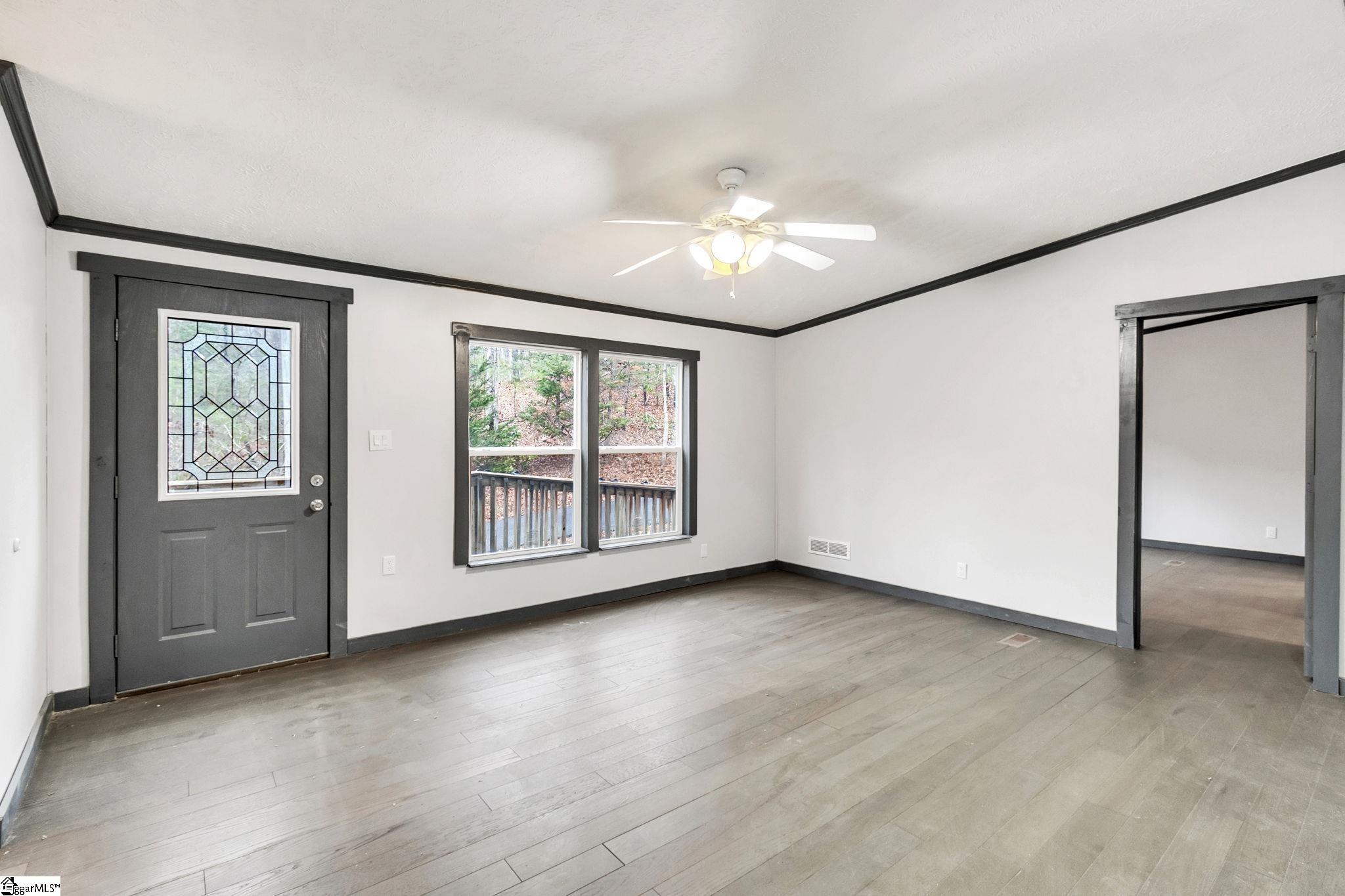 320 Sherwood Road Marietta, SC 29661 - Photo 6 of 27 Gallery Image 6