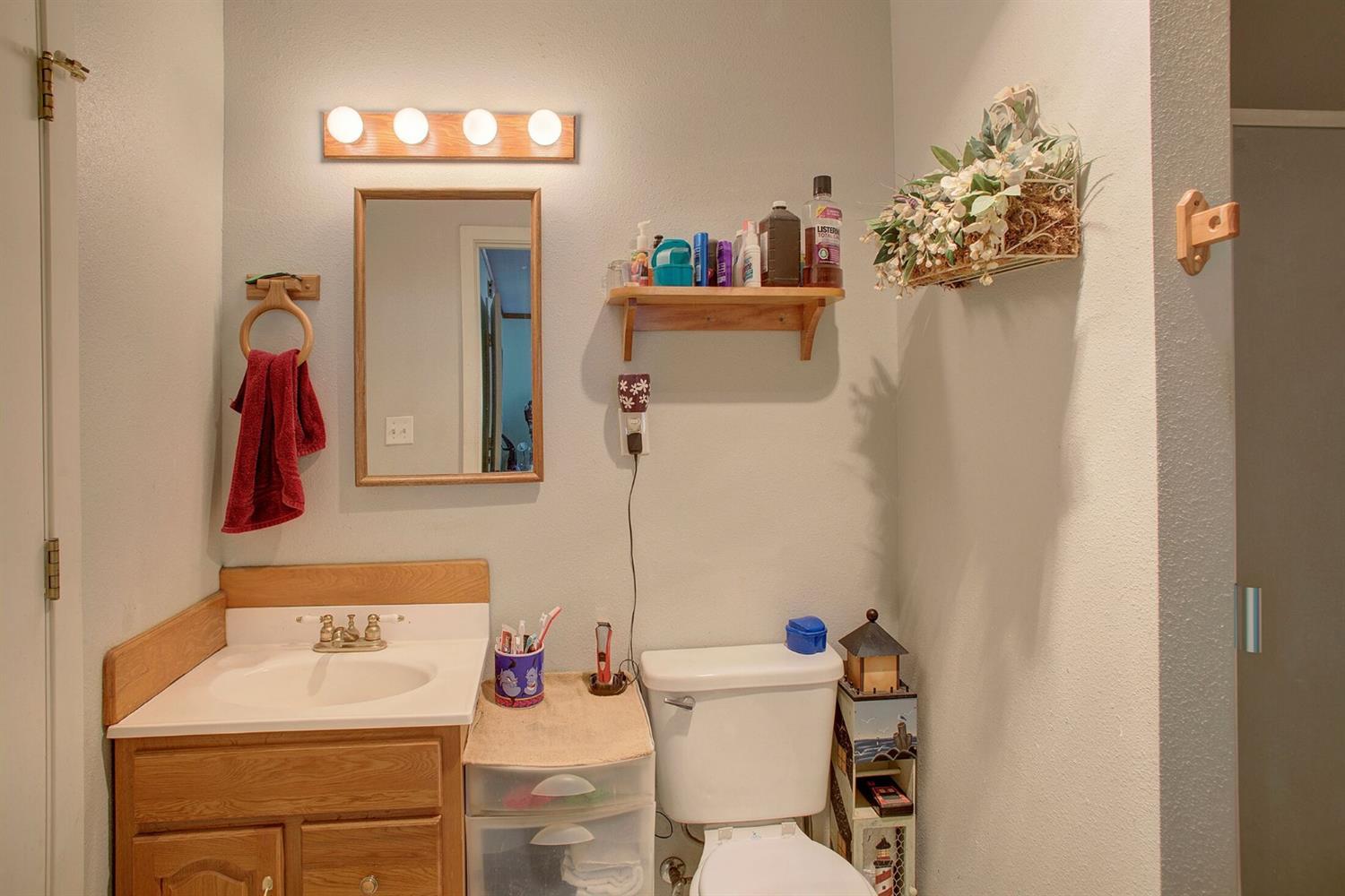 1808 Reuben Road Glendale, OR 97442 - Photo 7 of 33 Additional Photo