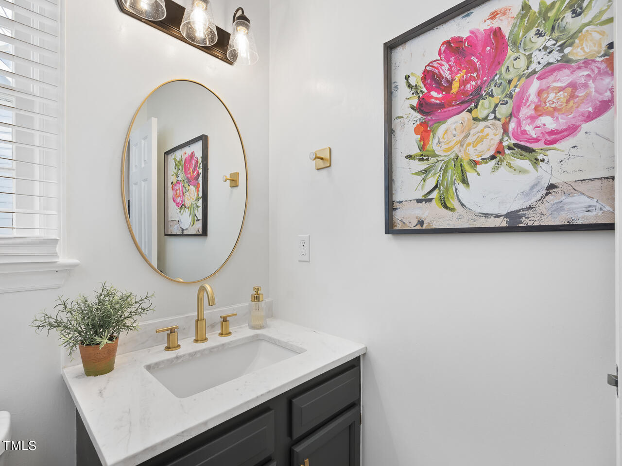 7105 Kinross Drive Raleigh, NC 27613 - Photo 19 of 30 7105-kinross-mls-19
