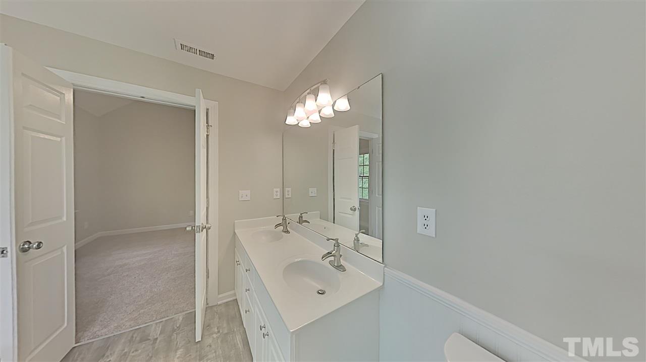 8708 Bluff Pointe Court Raleigh, NC 27615 - Photo 8 of 16 Gallery Image 8