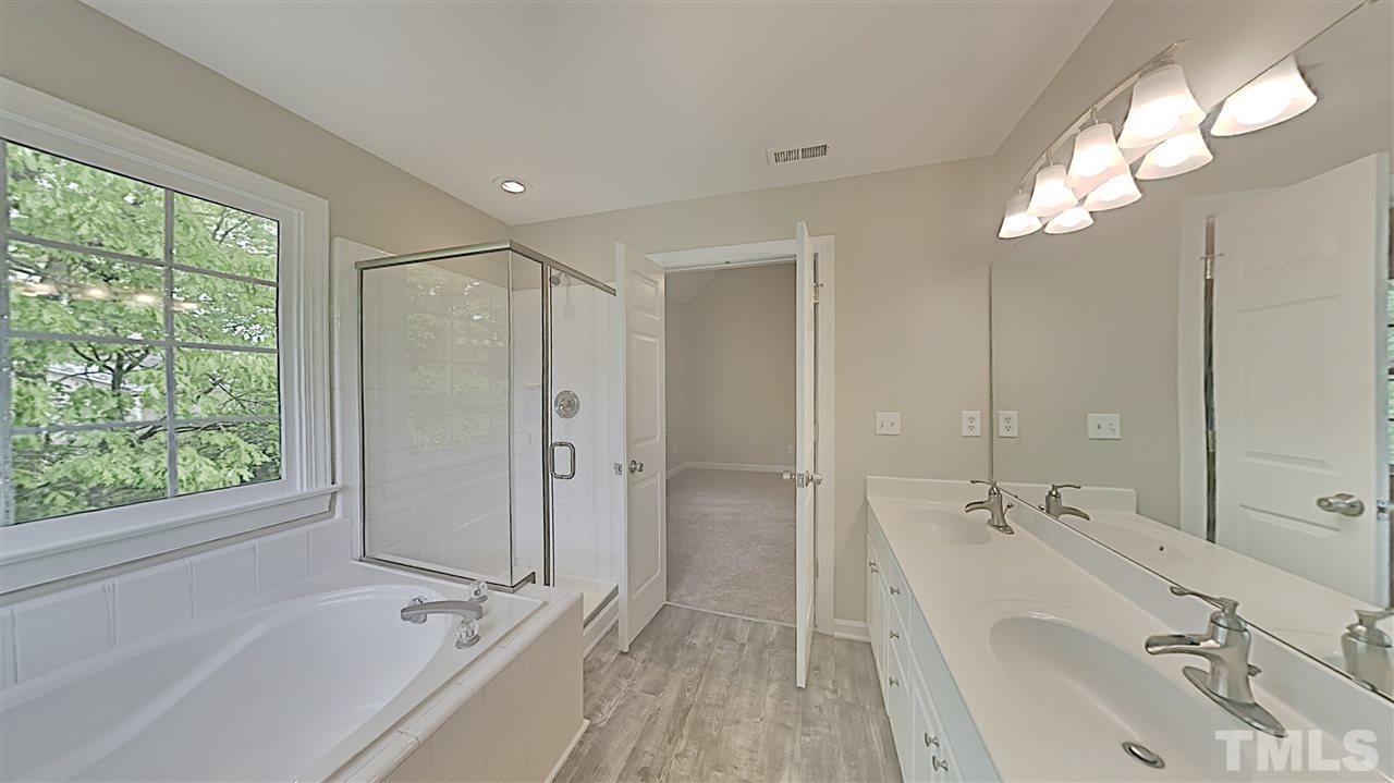 8708 Bluff Pointe Court Raleigh, NC 27615 - Photo 10 of 16 Gallery Image 10